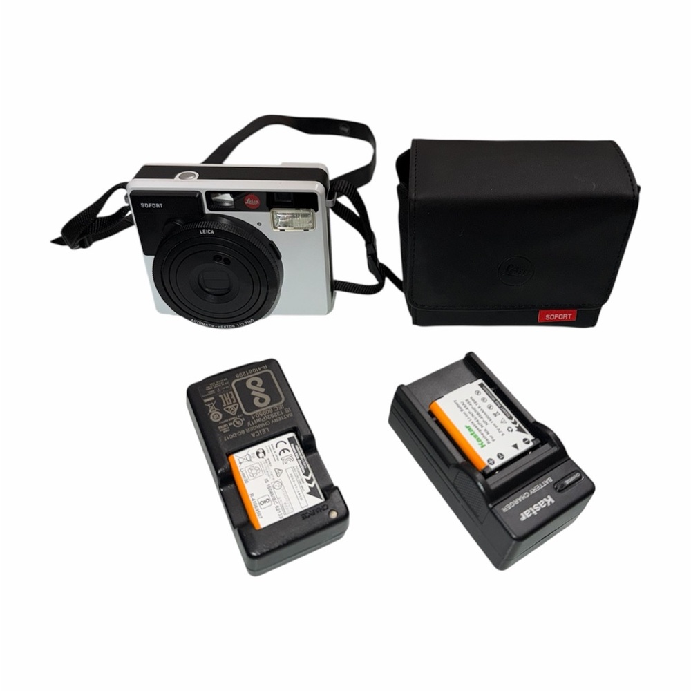 Leica Sofort 1 Instant Camera White Tested & Working Model 2754